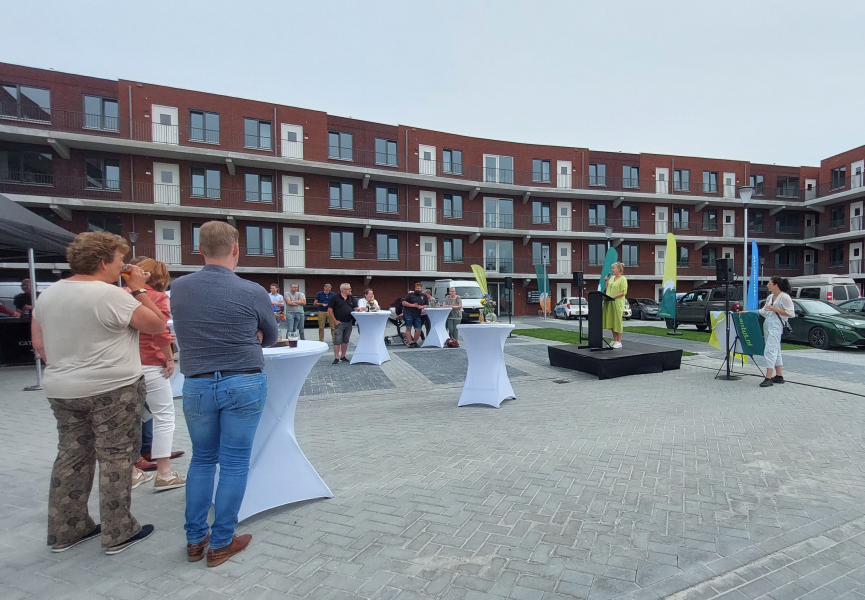 Lloydsterras Veendam oplevering 